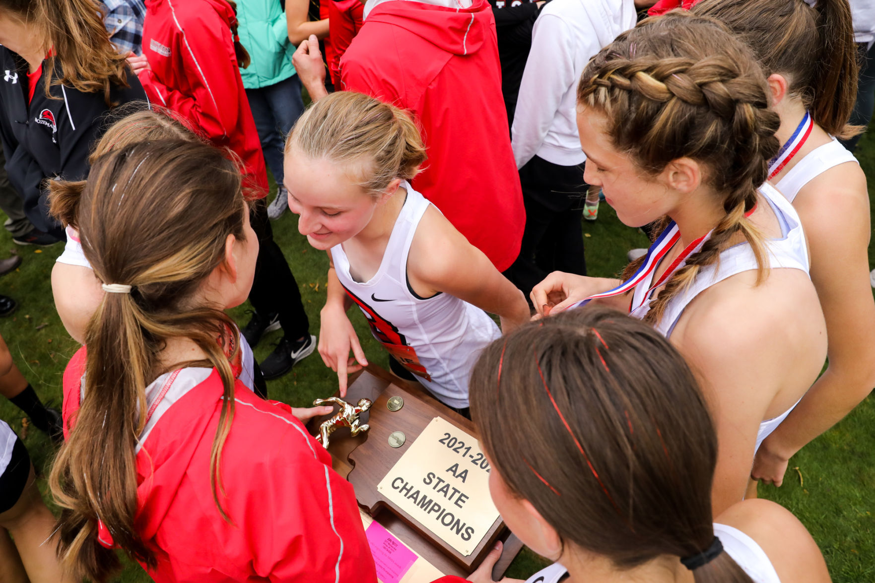102421-mis-spt-crosscountry-features27.jpg